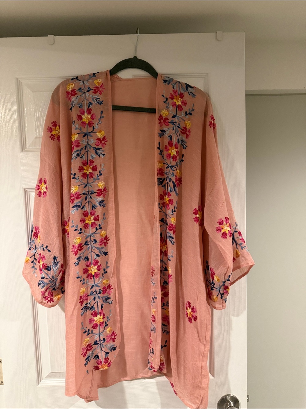 One Size Pink Floral Embroidered Kimono-Style Top
